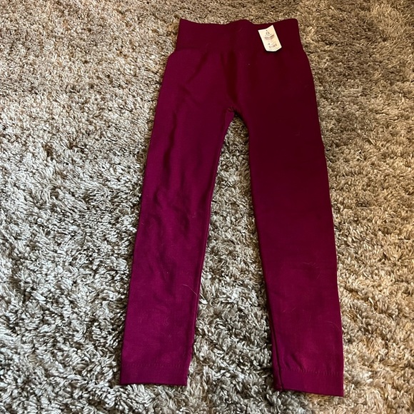 NWT Amorarma burgundy stretchy leggings - Picture 2 of 5